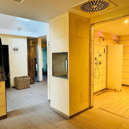 Das 53°Hotel 巴德茨维什安 外观 照片