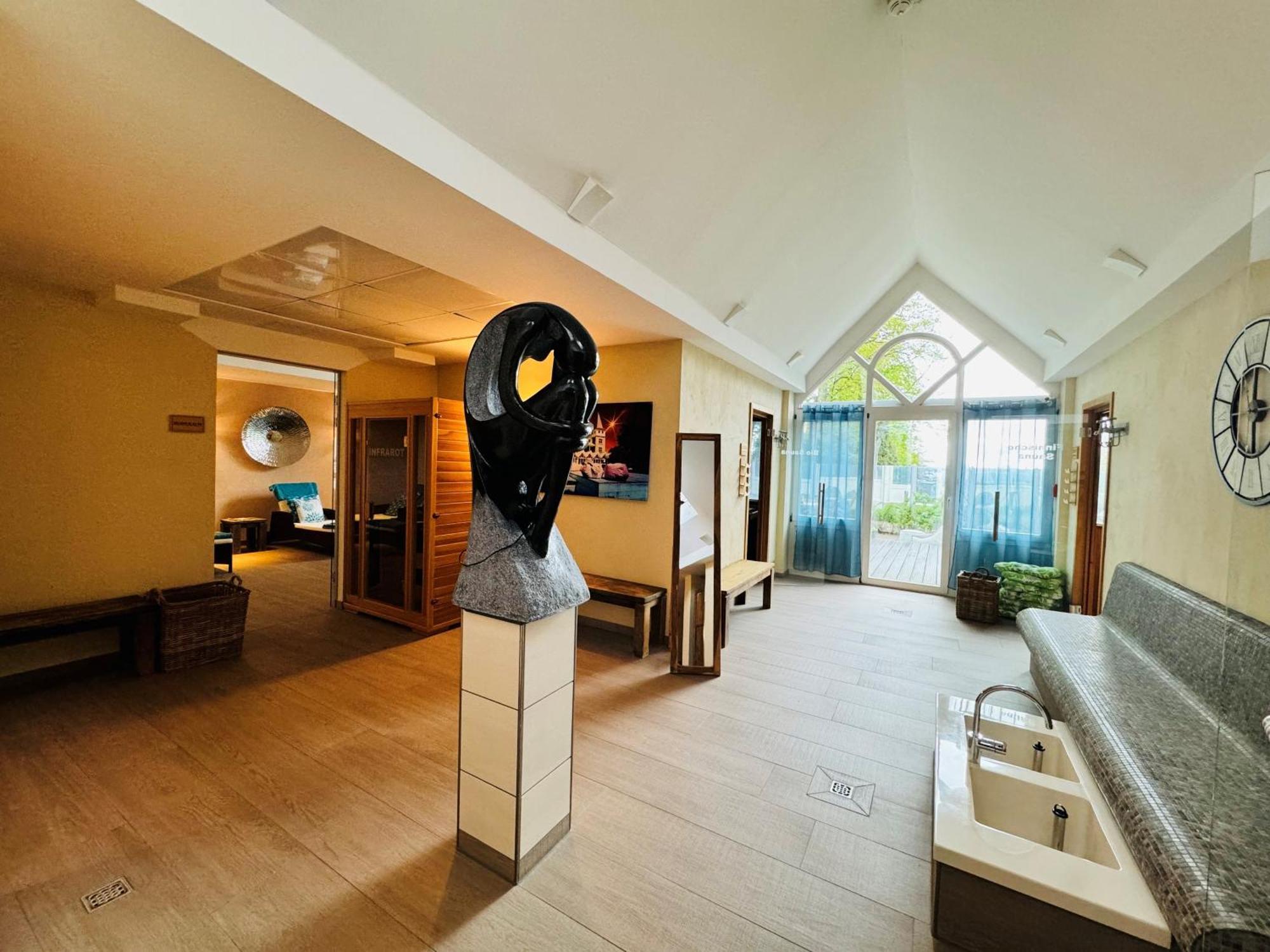 Das 53°Hotel 巴德茨维什安 外观 照片